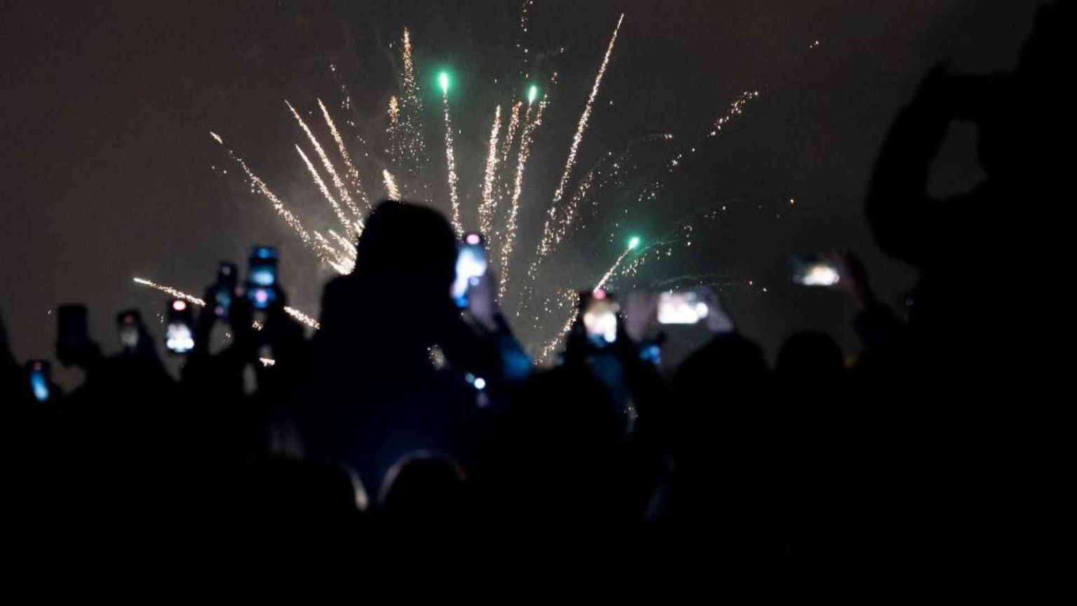 E se finiamo senza il botto? Meglio non pensarci. E auguri