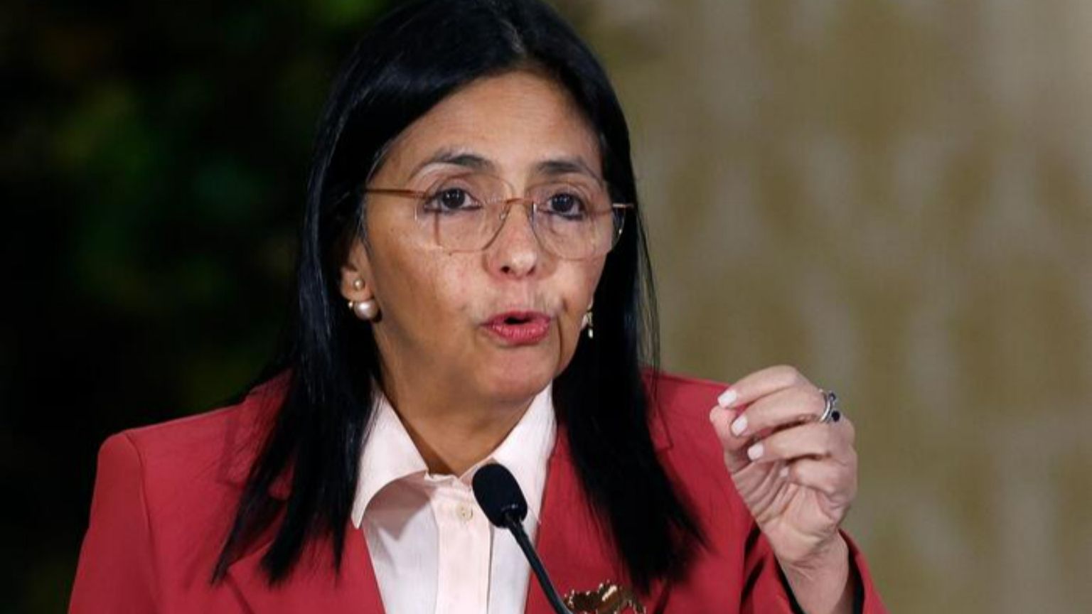 Con Maduro e con gli Usa: le due facce di Delcy Rodriguez, la nuova presidente