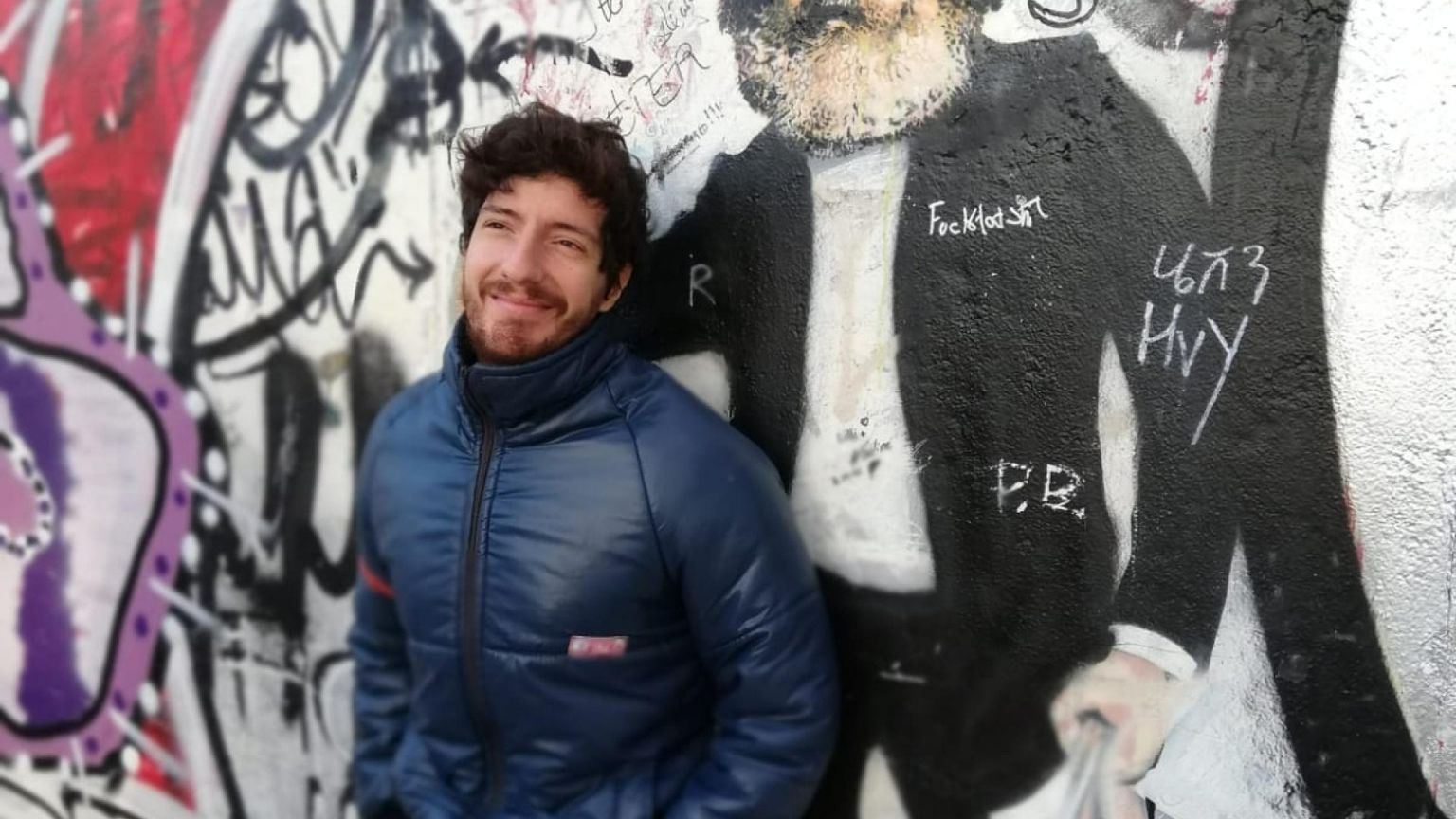 La Polizia scientifica interviene sul luogo dell'uccisione del capotreno / Foto Schicchi