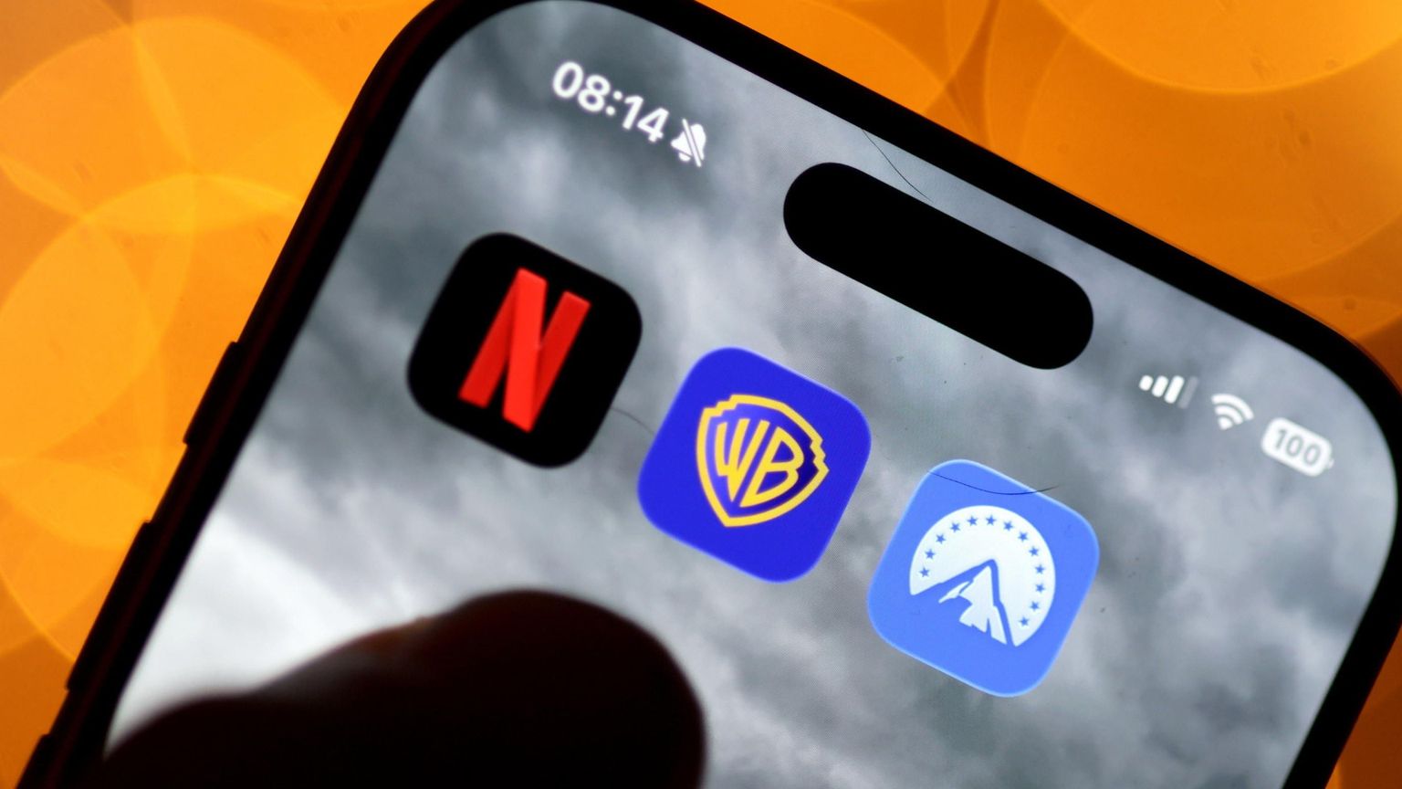 Warner respinge Paramaunt: lo streaming intanto conquista gli italiani