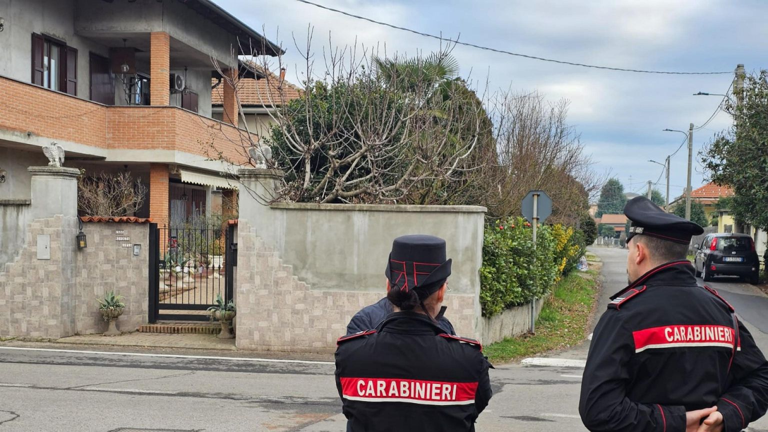 La villa in cui è stato ucciso un rapinatore a Lonate Pozzolo (Varese), 14 gennaio 2026. La vittima aveva 37 anni, si sarebbe introdotto con un complice per rubare in un appartamento ed è stato colpito dal padrone di casa con un coltello / ANSA