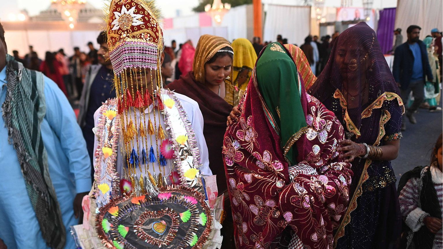 La storia della cristiana Aneeqa, rapita a 13 anni per la conversione e ora restituita alla famiglia