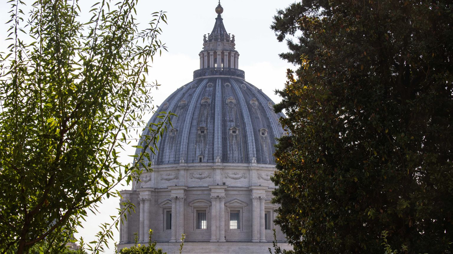 La Santa Sede: maternità surrogata, nessuno può diventare oggetto di transazione