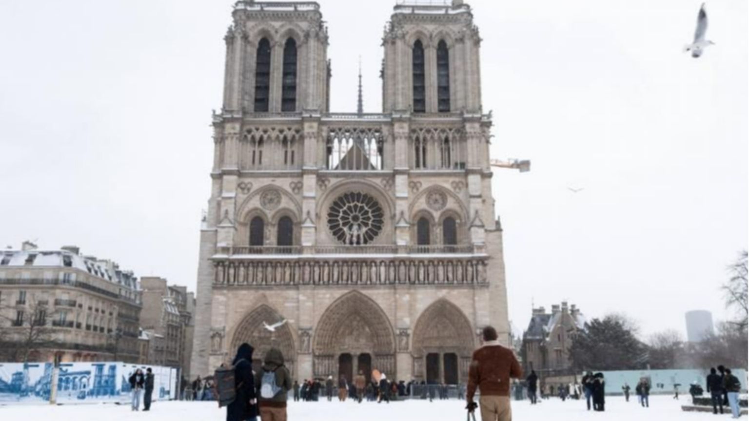 La rinascita di Notre-Dame ha dato una scossa alla fede in Francia