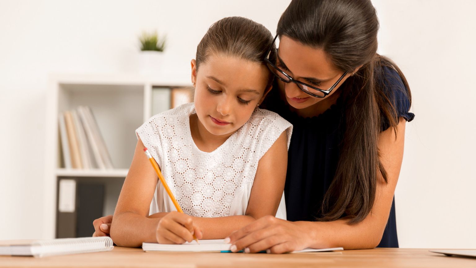 Il caso della famiglia nel bosco e la realtà dell’educazione parentale