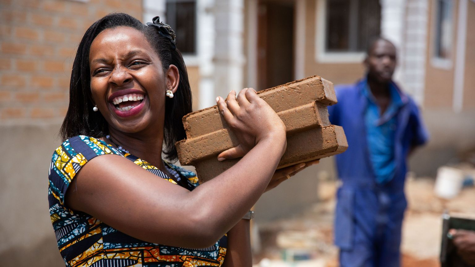 Il sogno di Anne: una casa sicura per tutte le madri sole dell'Uganda