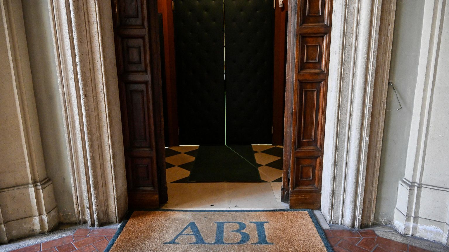 Risalgono i tassi dei mutui, per la casa al 3,37% a dicembre