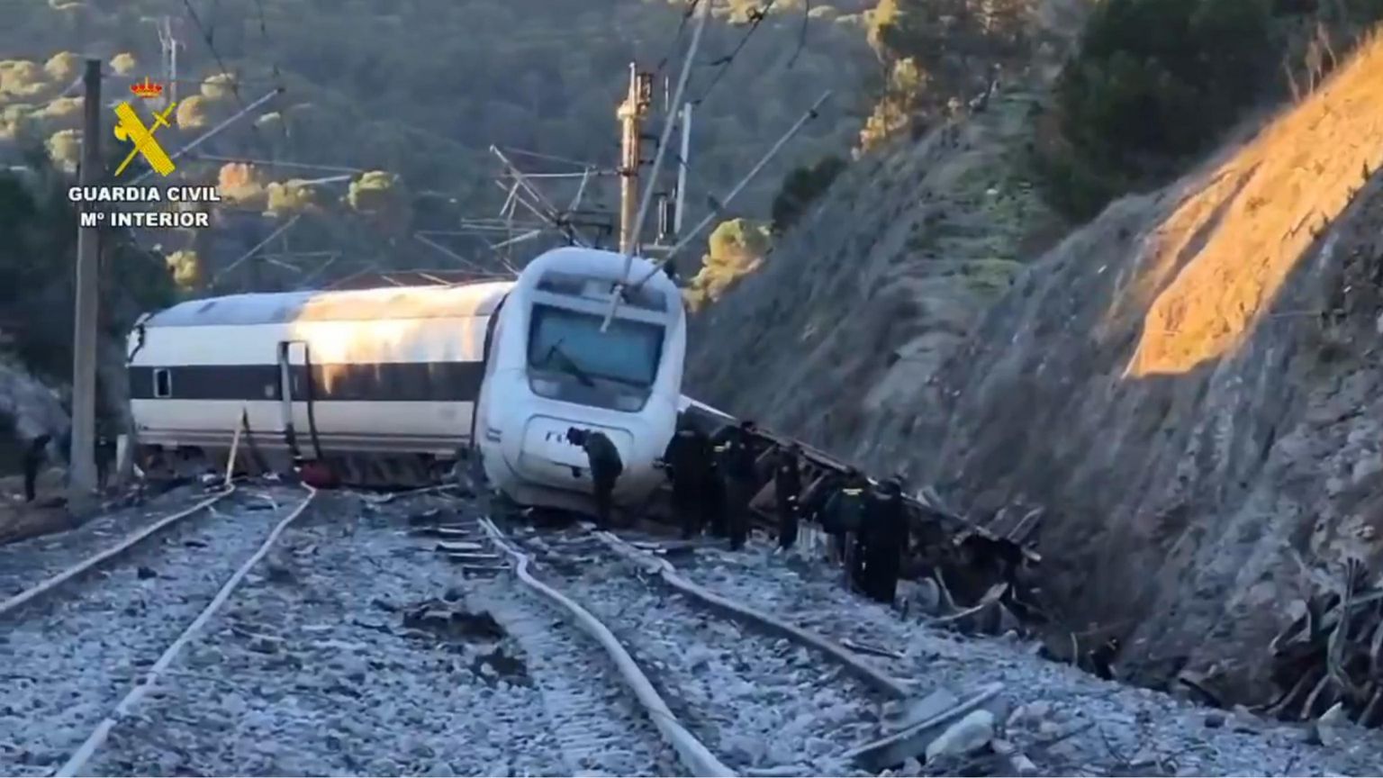 Disastro ferroviario in Spagna, il numero dei morti sale a 41