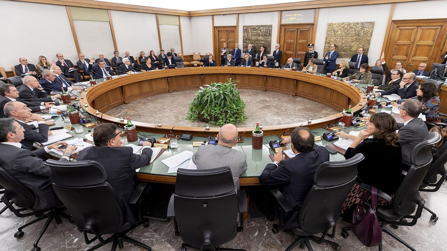 Il sorteggio dei giudici al posto della selezione:
4 buone ragioni per dire di no