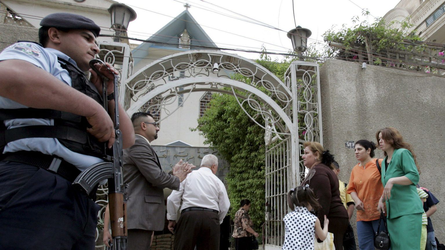 Una chiesa cattolica sotto massima protezione a Baghdad