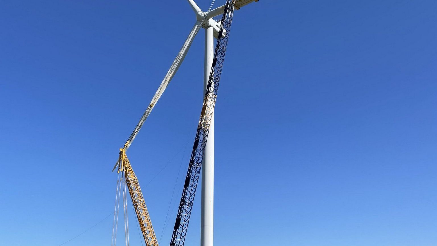 Per la prima volta in Ue, solare ed eolico superano le fossili