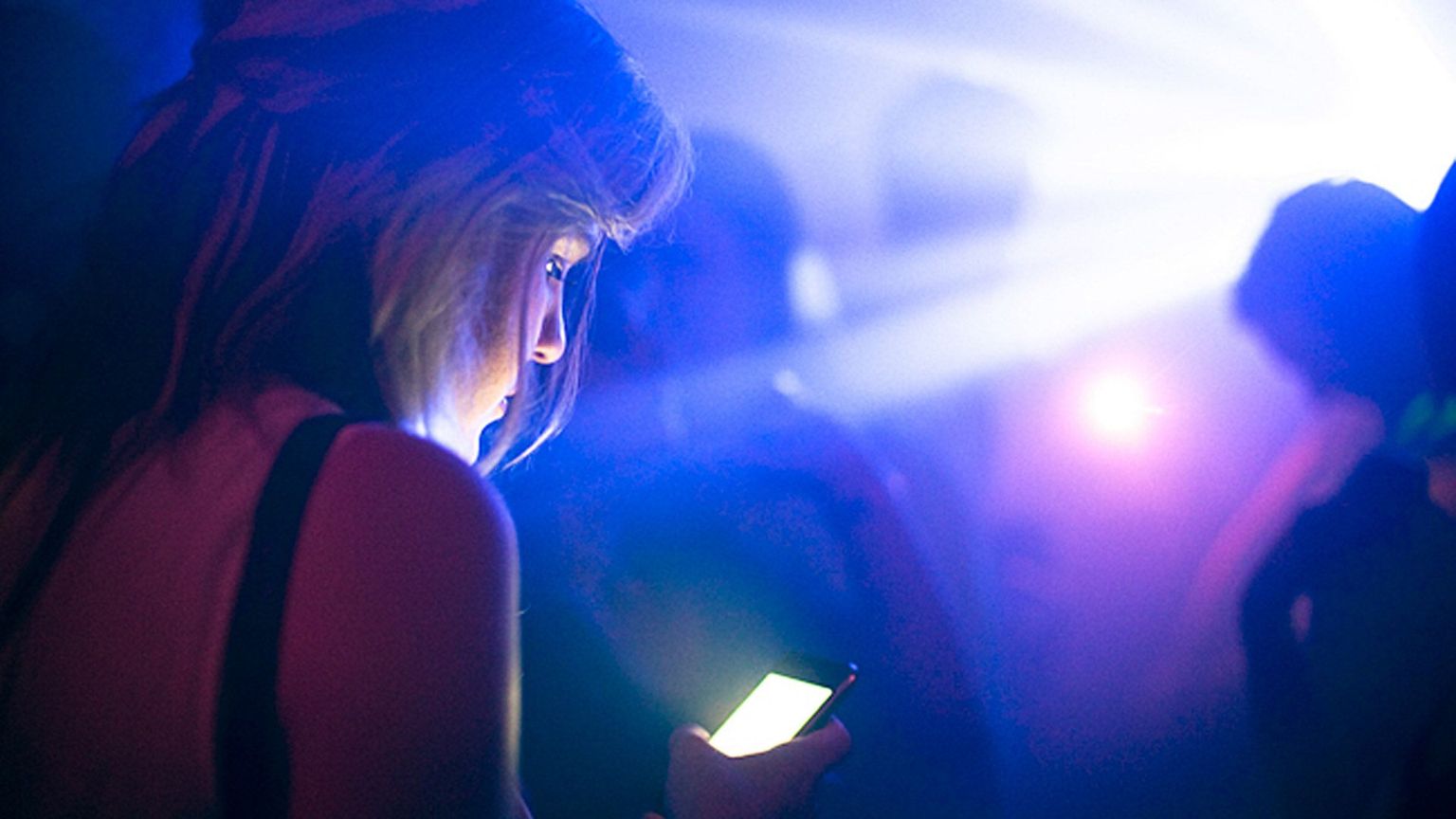 «Mi sentivo stanca e appiattita»: perché la Gen Z sta rinunciando ai social