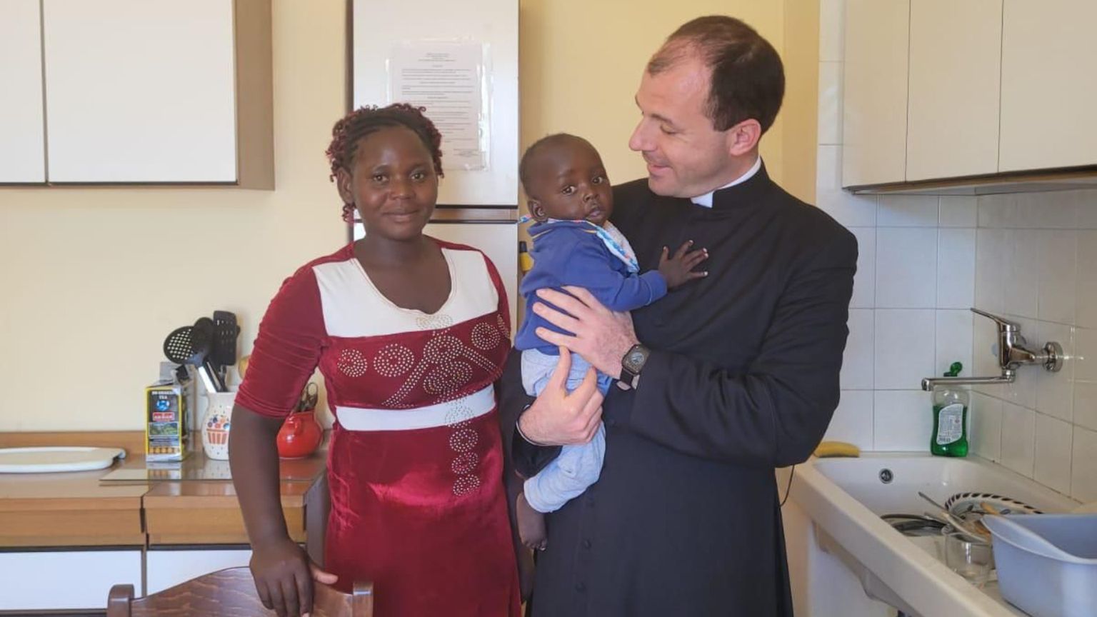 Don Stefano Bisio, parroco delle parrocchie di San Giovanni Battista, Santi Angeli Custodi e San Gerolamo di Quarto a Genova