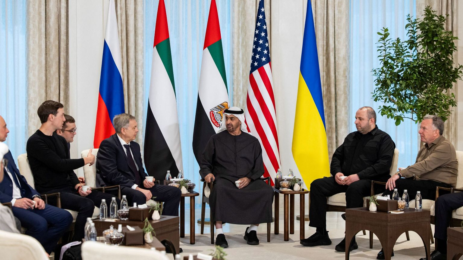 Il destino del Donbass resta lo scoglio del primo trilaterale Usa-Russia-Ucraina