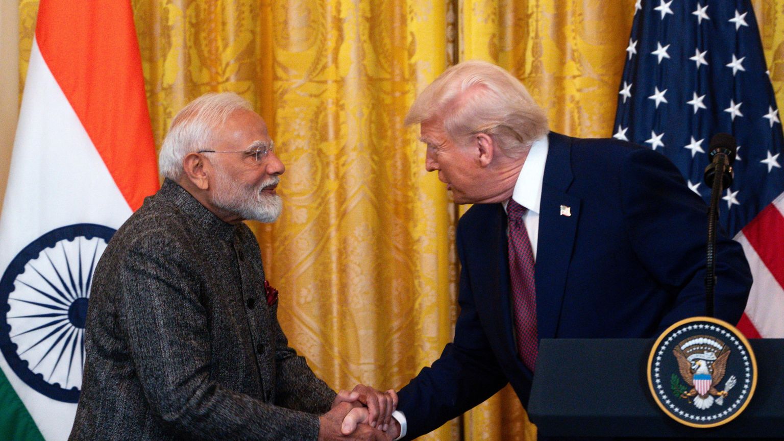 Il primo ministro indiano Narendra Modi con il presidente Usa Donald Trump alla Casa Bianca il 13 febbraio del 2025