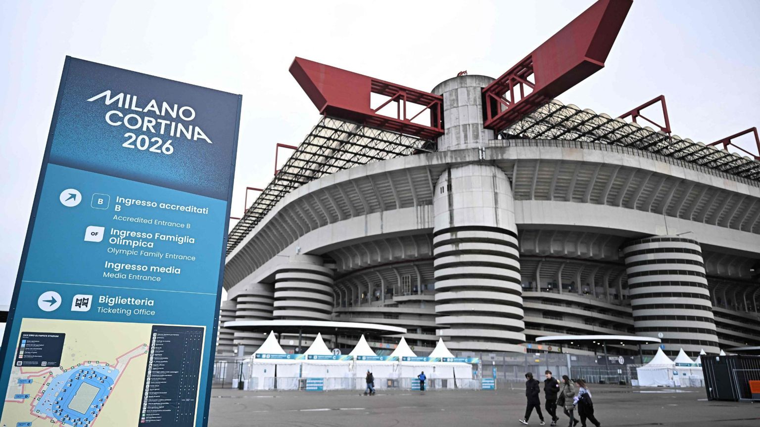 La telecronaca Rai e San Siro da abbattere: quando infierire non serve