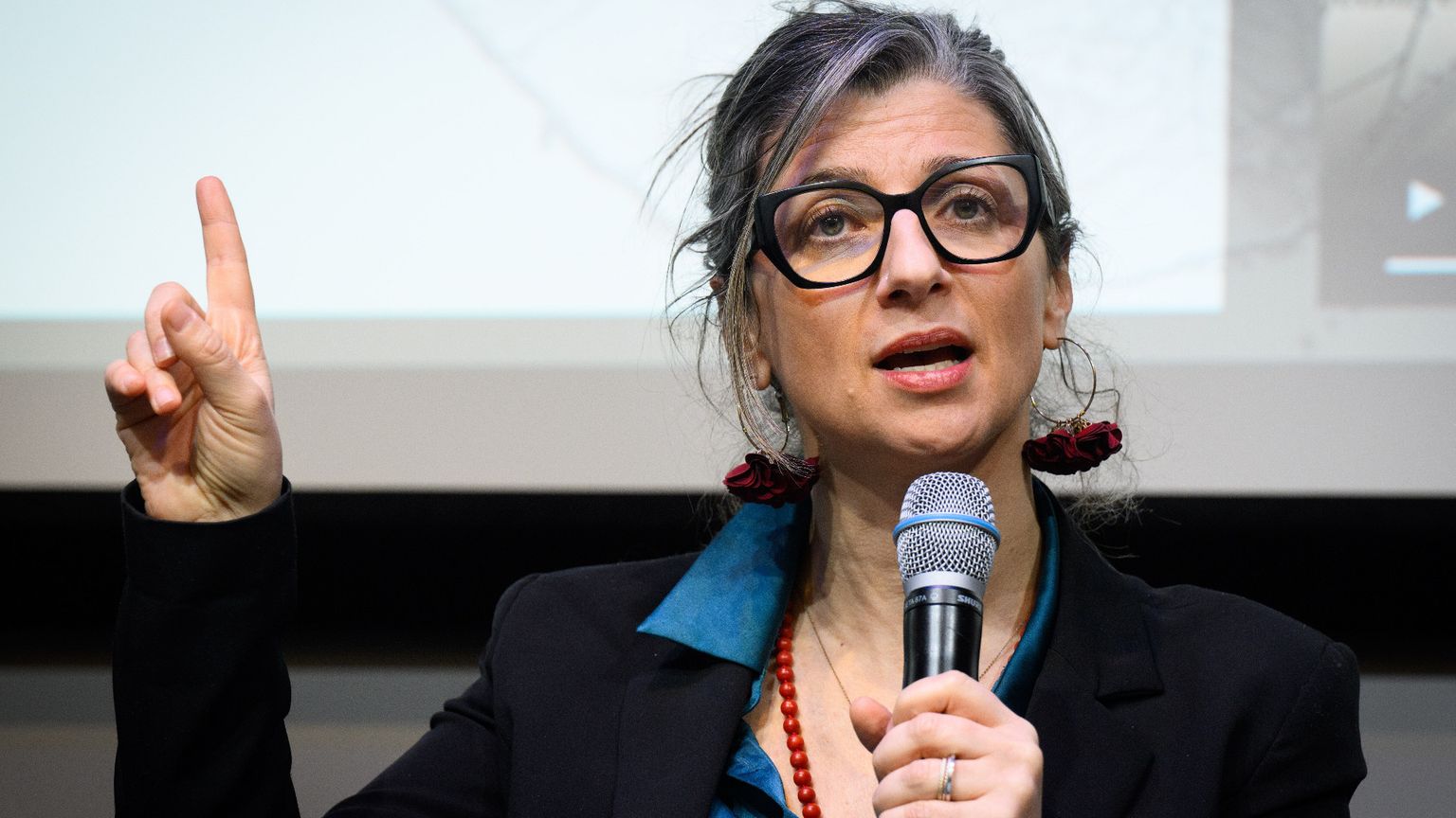 Israele, le parole di Francesca Albanese aprono un caso diplomatico e politico