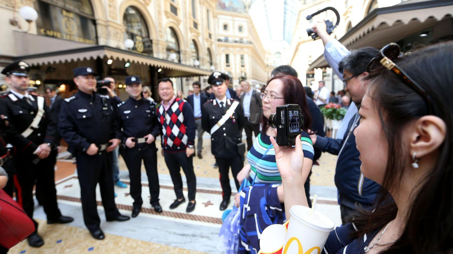 Turisti cinesi a Milano
