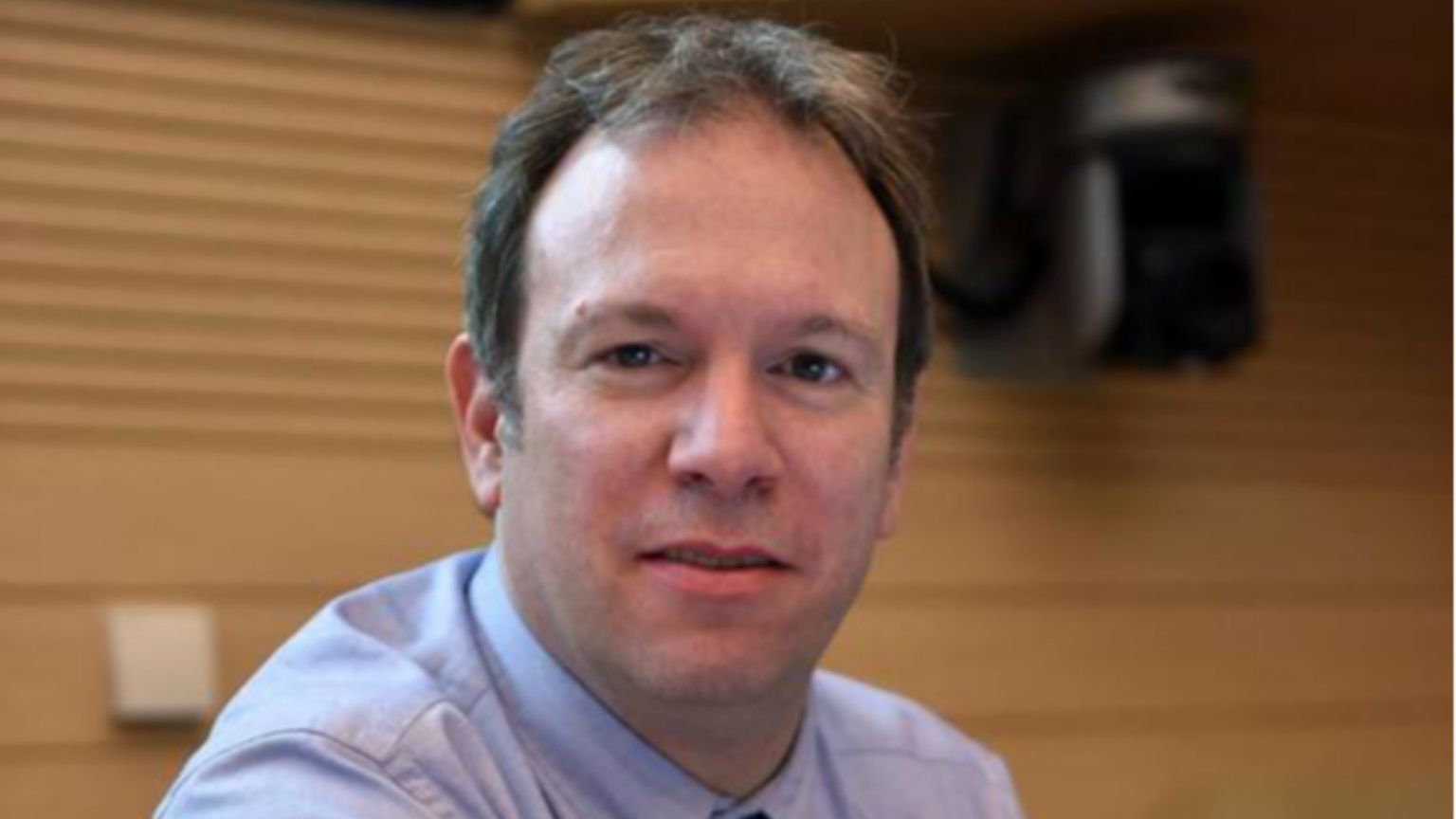 «Italiani tutti più poveri in silenzio e il benessere non si diffonde»