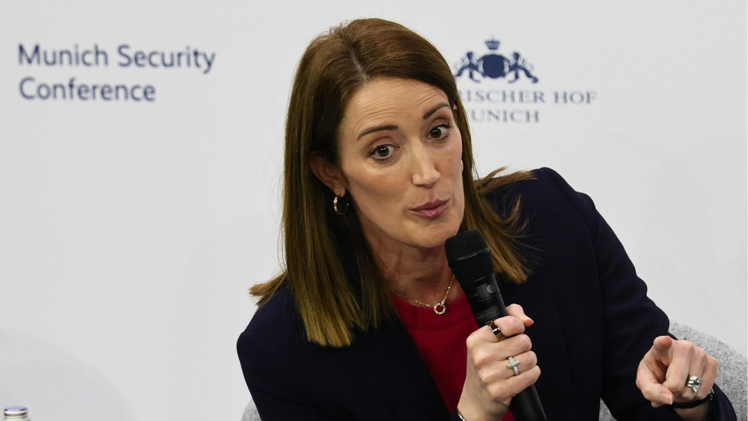 Metsola: «L'Iran è una minaccia globale, l'Ue eviti l'escalation»