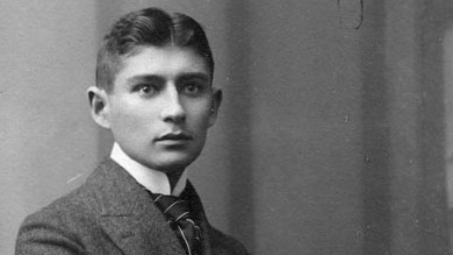 Intramontabile Kafka: straniero, ma uno di noi