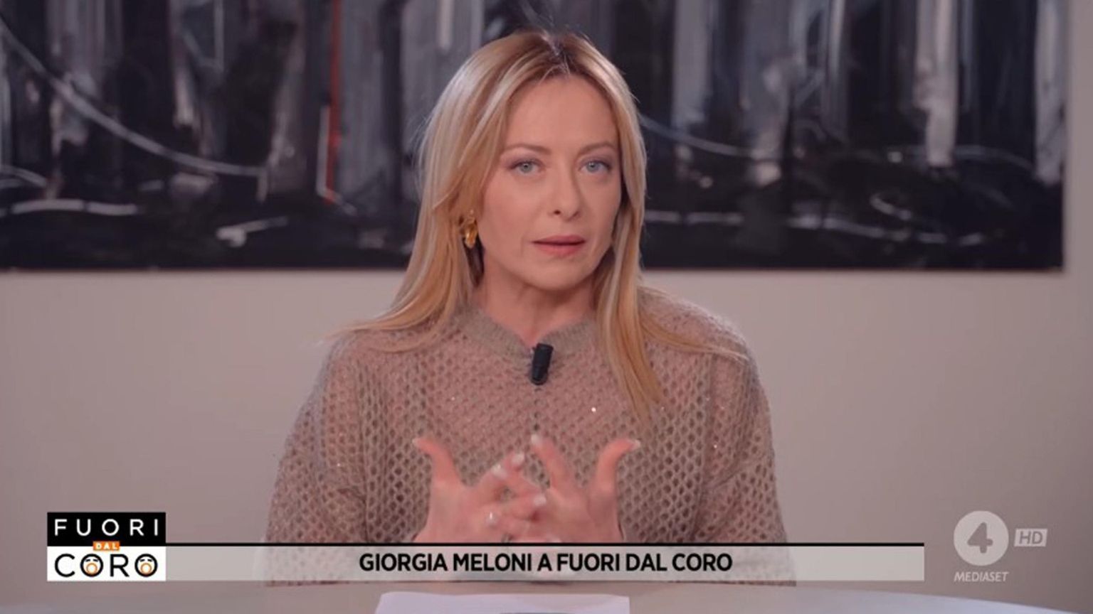 Un frame mostra Giorgia Meloni mentre interviene al programma 'Fuori dal coro' su Rete 4. Foto Ansa