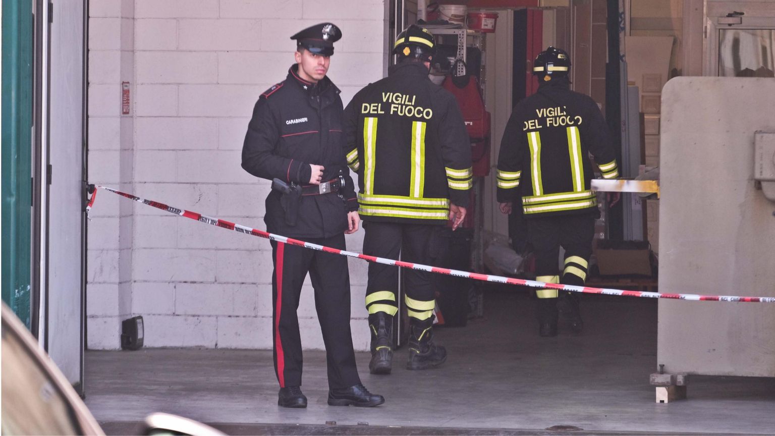 Genova, operaio schiacciato da pressa di cinque tonnellate