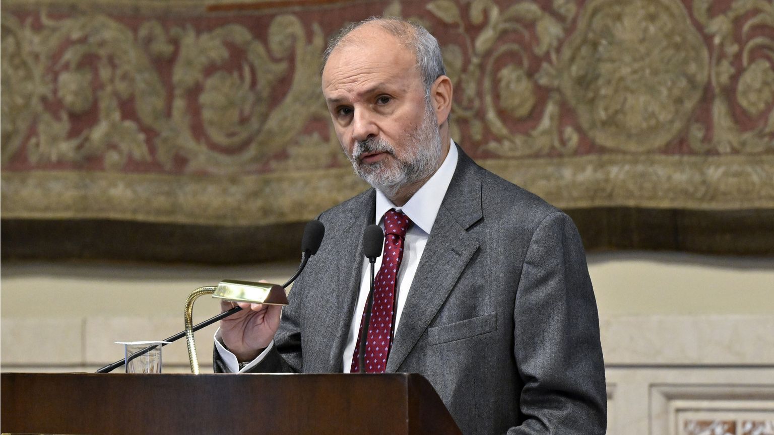 Liste d’attesa in sanità? «Possiamo tagliarle con l’intelligenza artificiale»