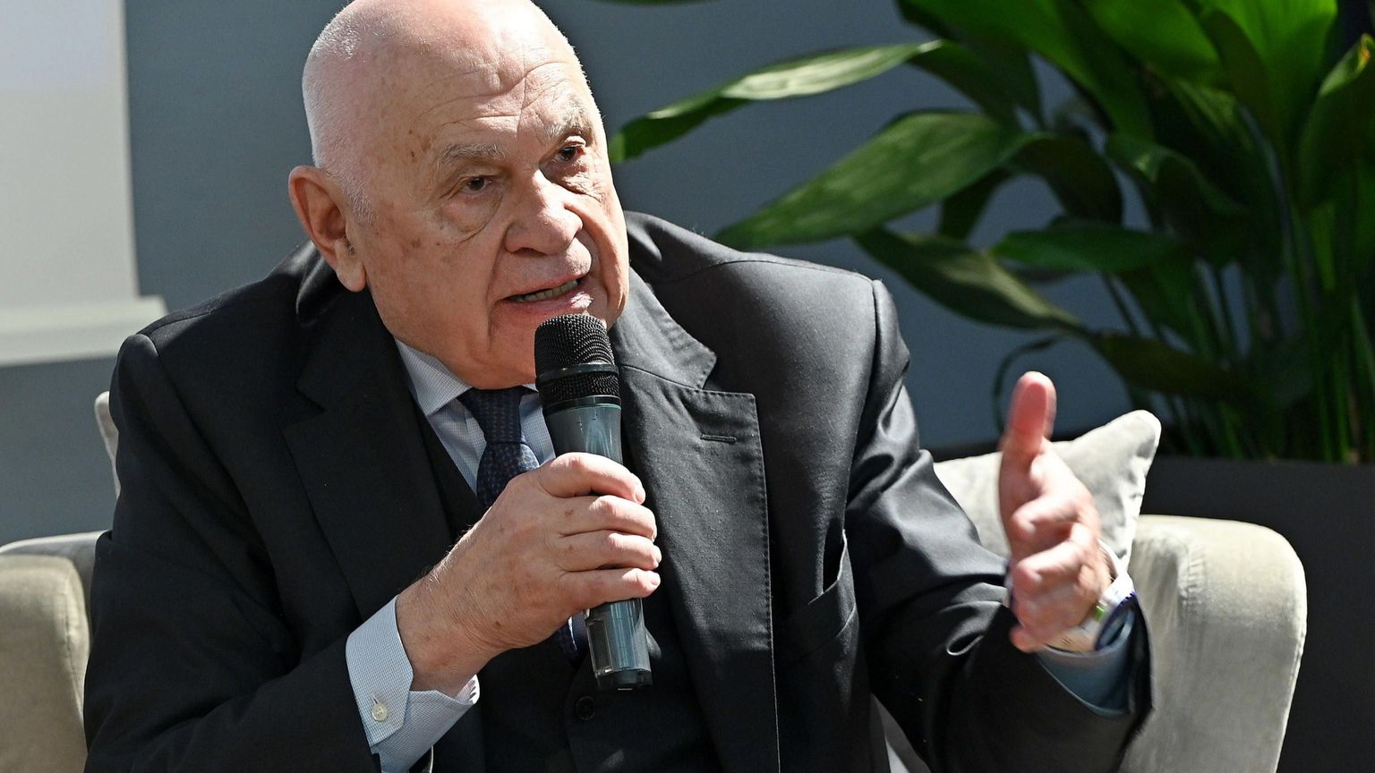 Il caso Bartolozzi, l'ira delle opposizioni e il muro del Governo