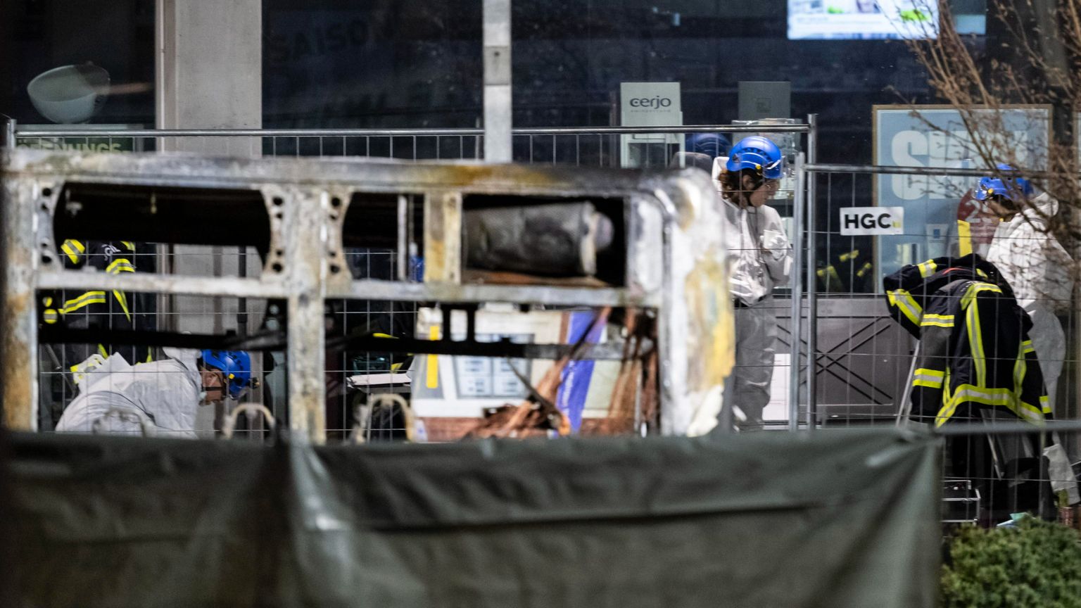 Svizzera: rogo bus, finora nessun indizio atto terroristico