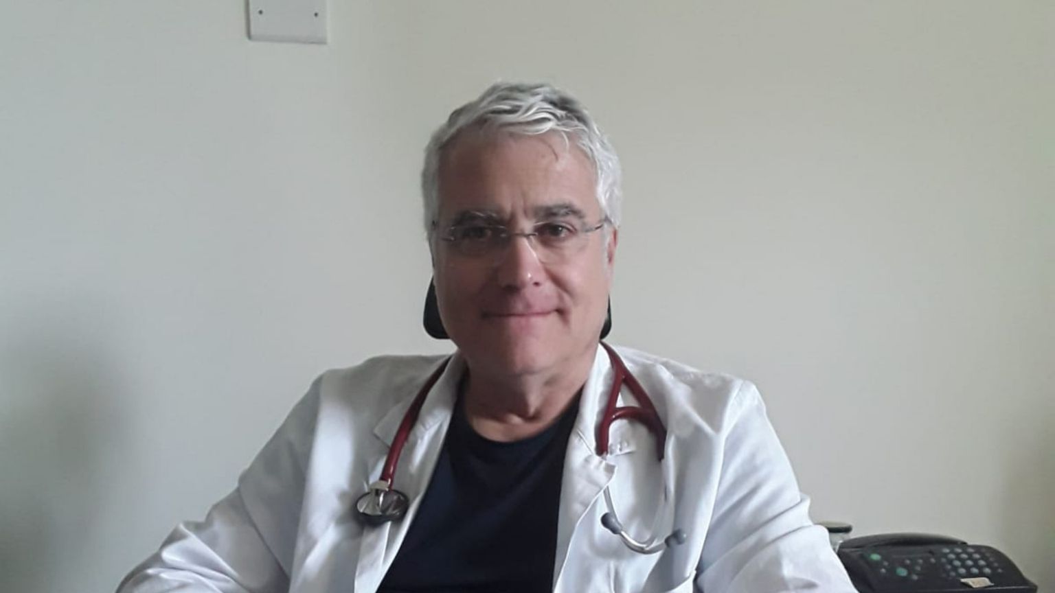 «Sollevato da un paziente, mi salvò un'infermiera»