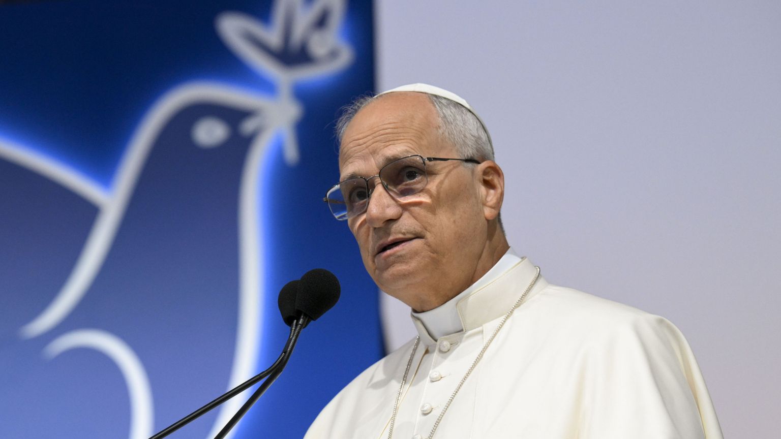 Leone XIV chiama all’esame di coscienza «i cristiani che hanno responsabilità gravi nelle guerre»