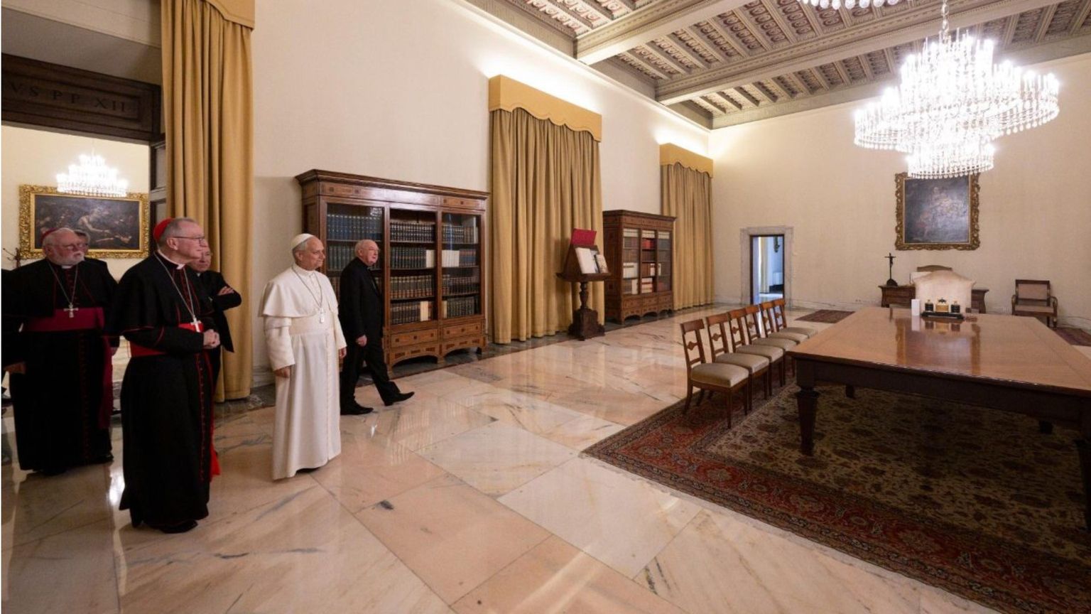 Il Papa torna a vivere nell’appartamento pontificio. Oggi il trasloco di Leone XIV