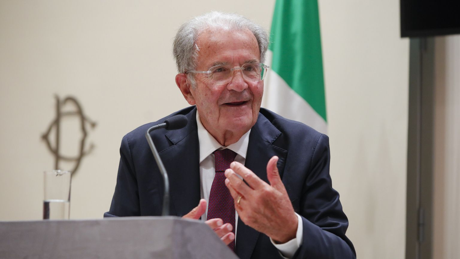 Prodi: «Ue, divisi scompariamo. Il mondo è finito in mano agli autocrati»