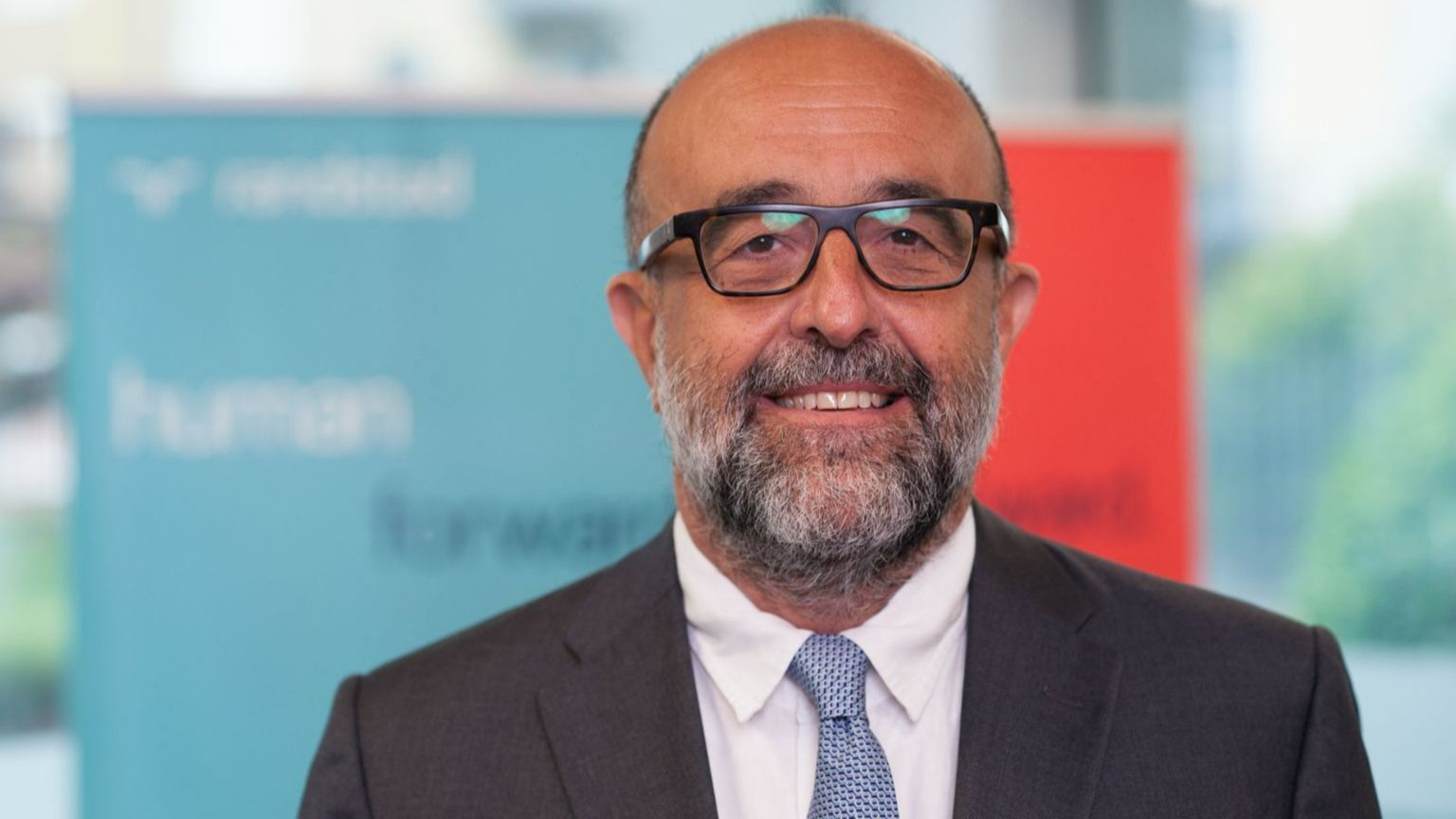 Un lavoratore su tre sceglie la carriera a "portafoglio"