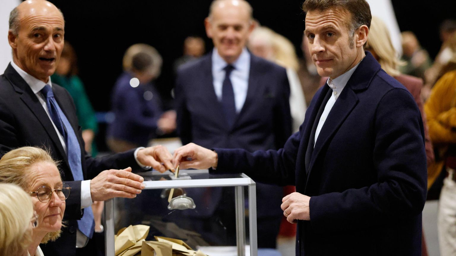 Mélenchon o Le Pen, in Francia il dopo Macron è già partito con le grandi città