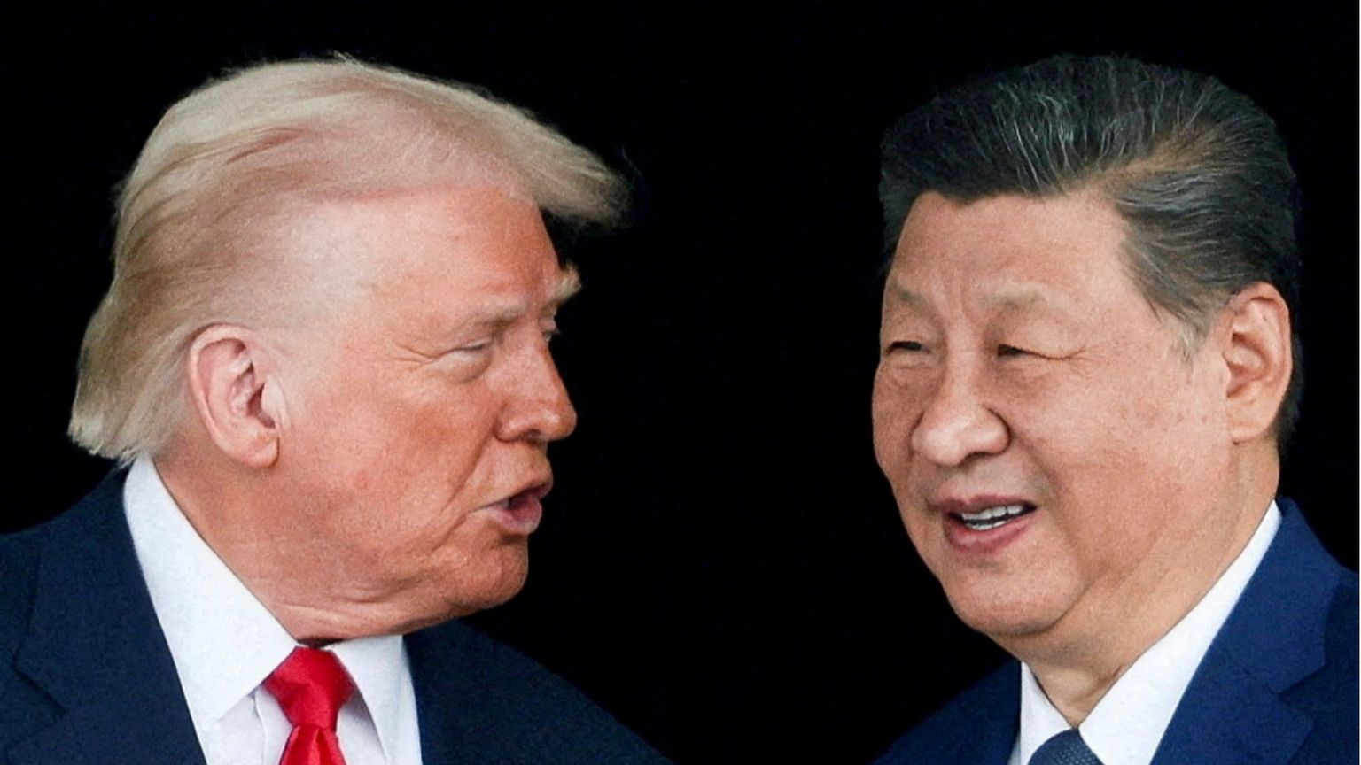 Donald Trump e Xi Jinping al summit Apec a in Busan, in Corea del Sud, lo scorso 30 ottobre