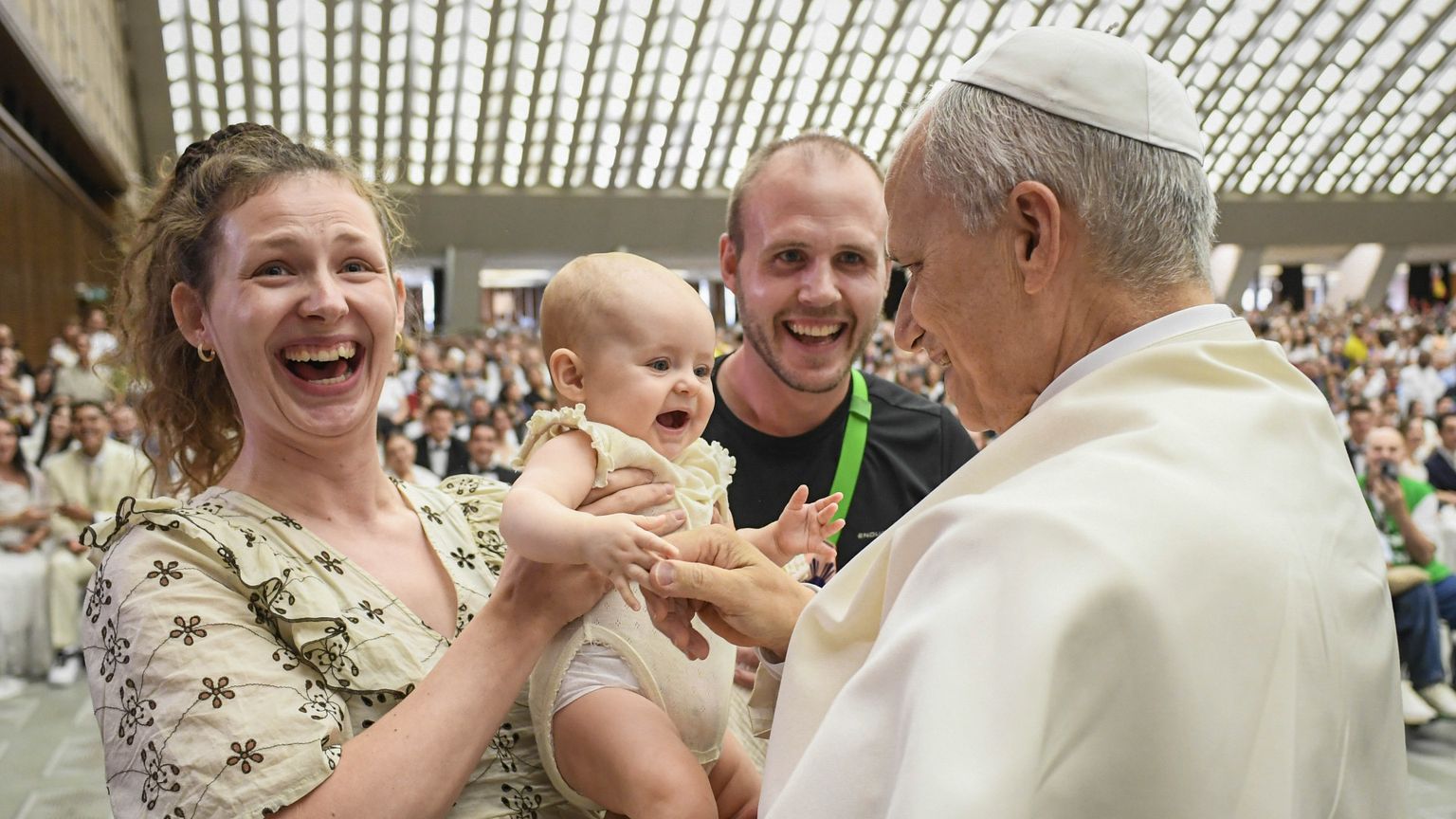 Papa Leone XIV convoca i vescovi del mondo per un summit sulla famiglia