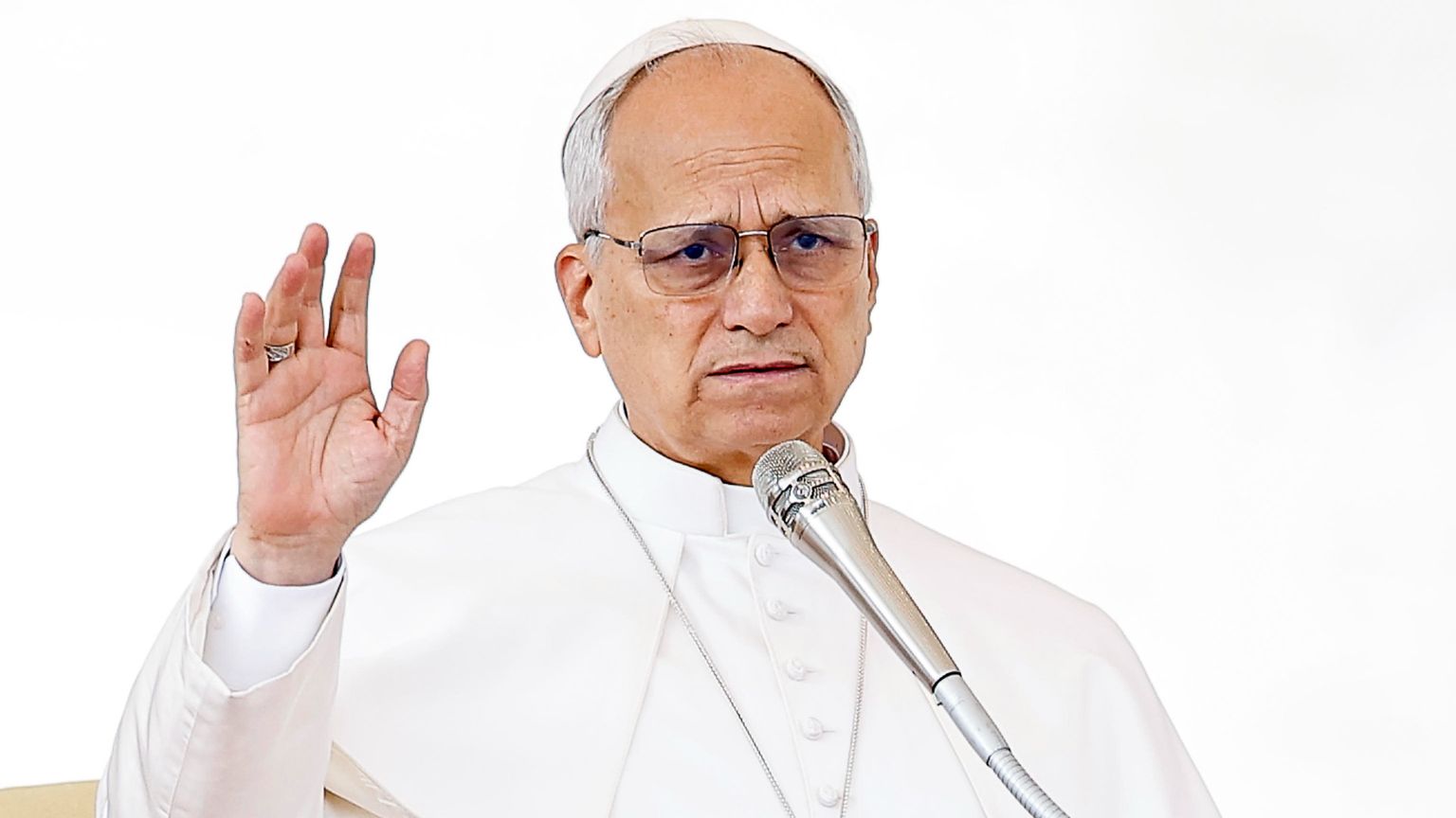 Leone XIV: «Le autorità lavorino per il cessate il fuoco e il dialogo»