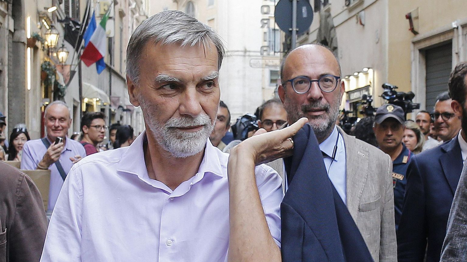 Delrio: «Ora non parliamo per mesi di primarie. Serve un programma su temi concreti»