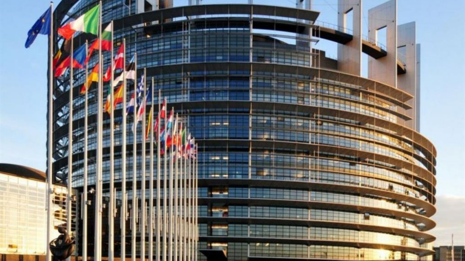 L'Ue “rivuole” l’abuso d’ufficio. Ma FdI dice no