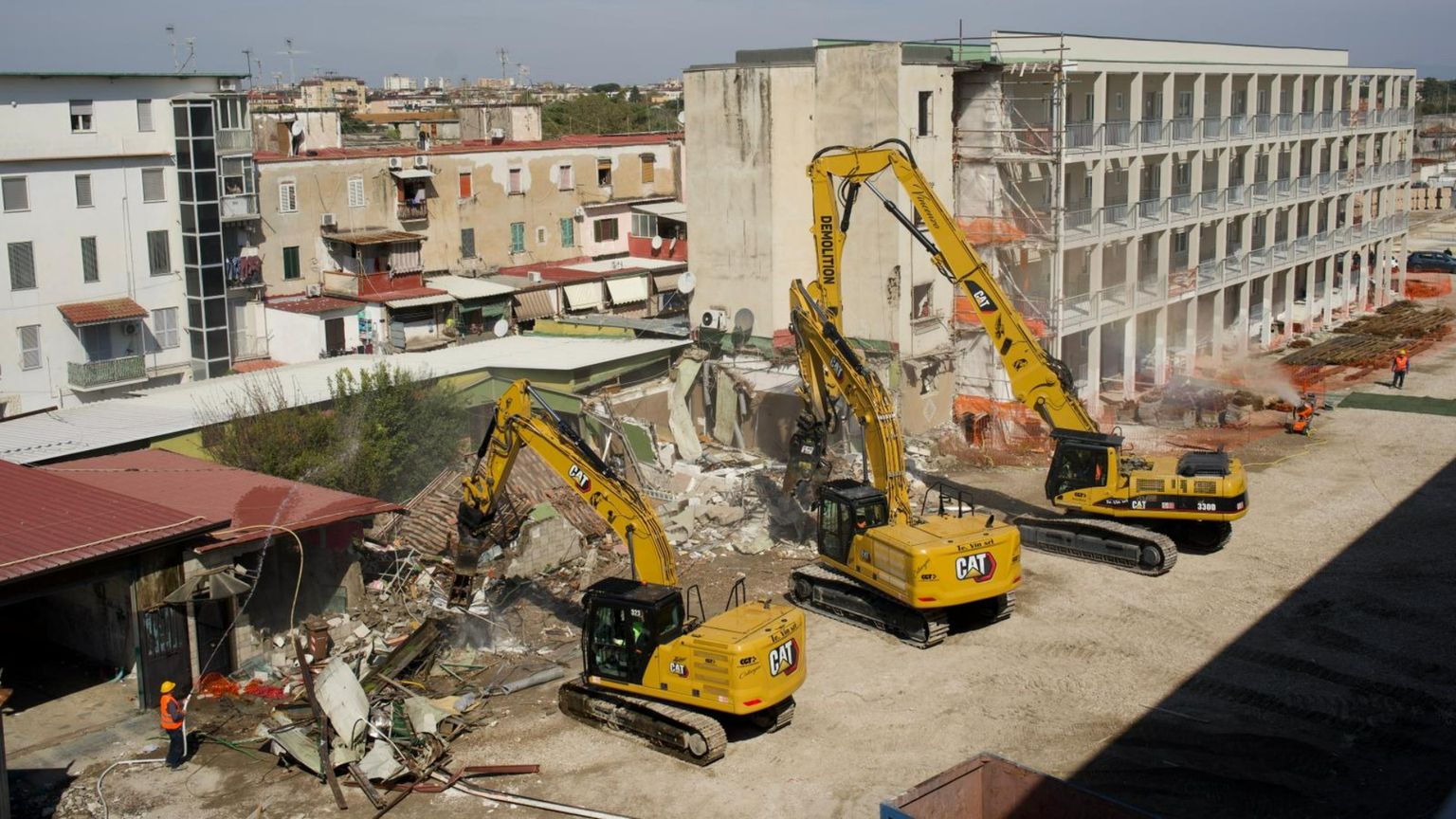 Abbattuta la villa abusiva del boss, il rione San Francesco rivive