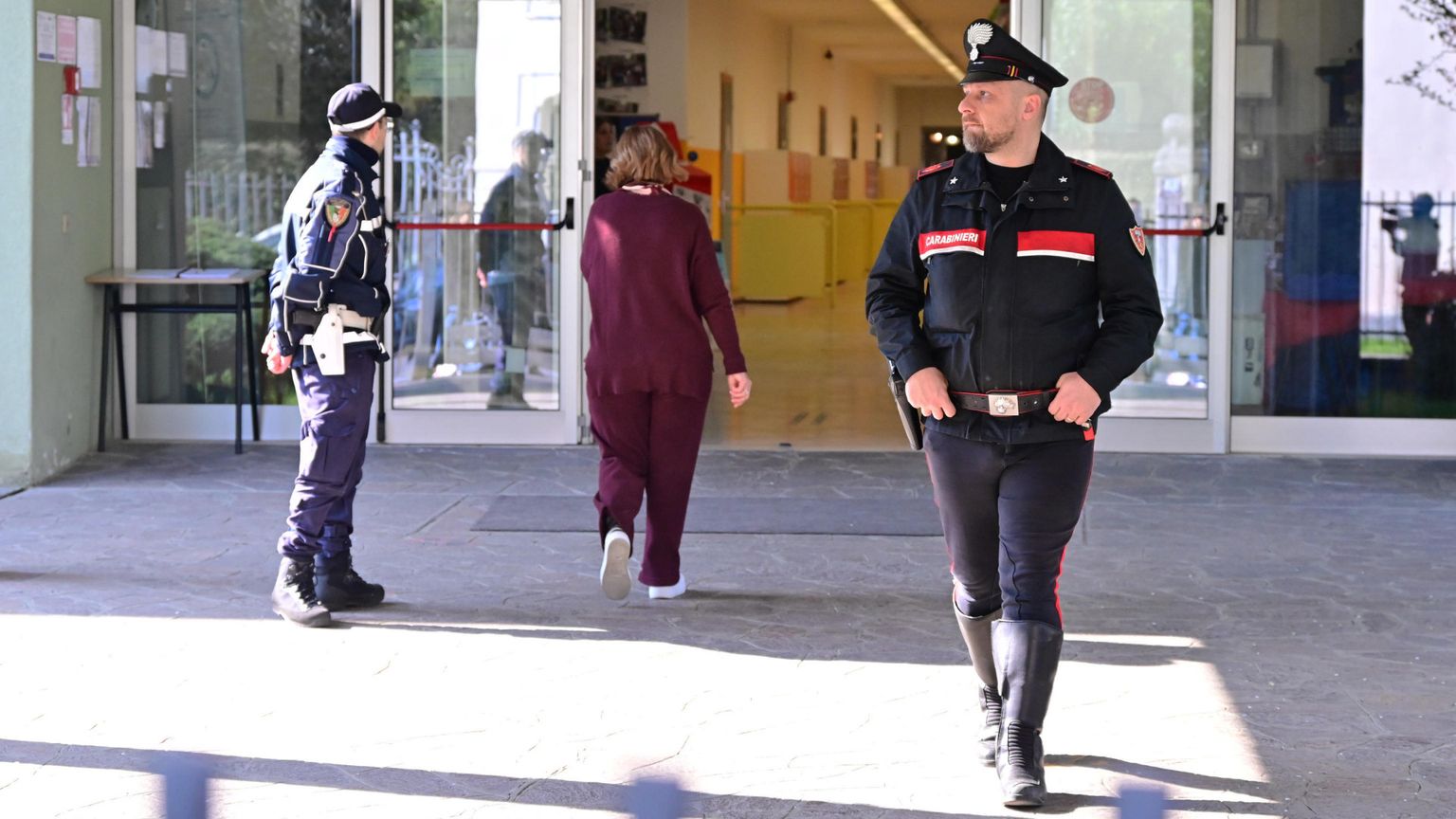 La violenza a scuola ci interroga. Prima cosa: stare con la vittima