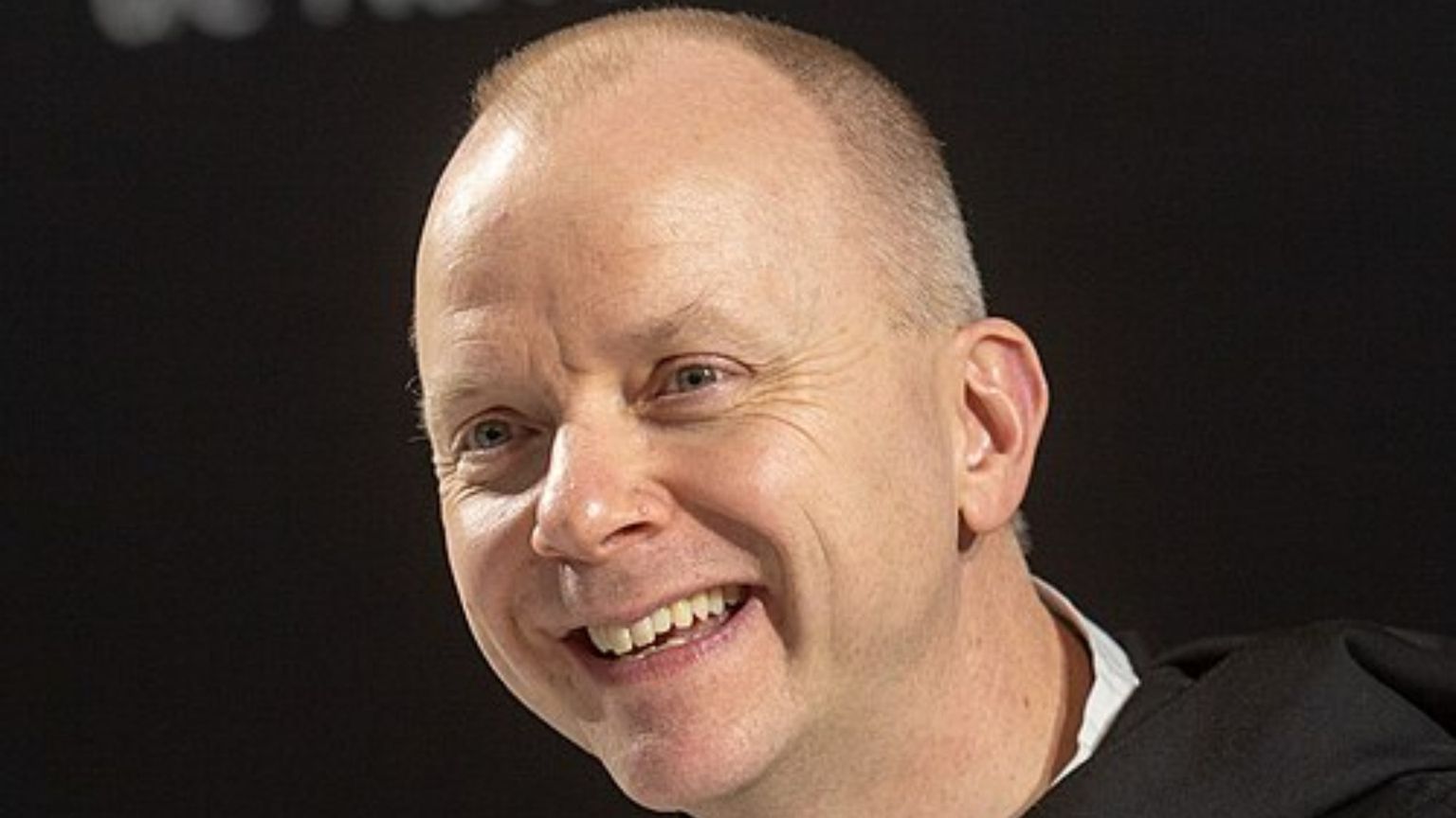 «Dalla Croce la rivolta contro una società che cancella le ferite e le “vite indegne”»