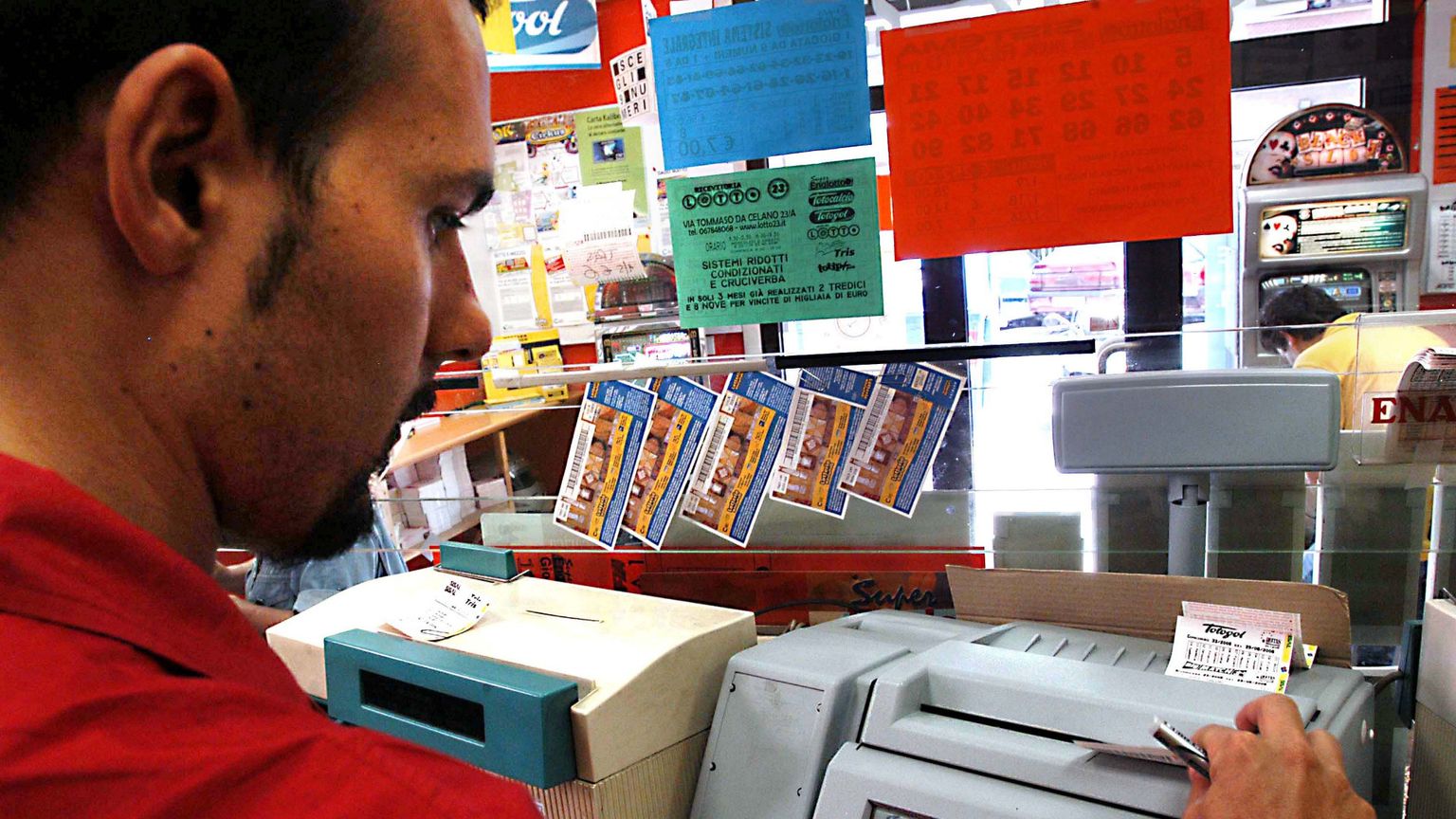 L'azzardo aumenta l'offerta: ecco la nuova lotteria da 216 estrazioni al giorno