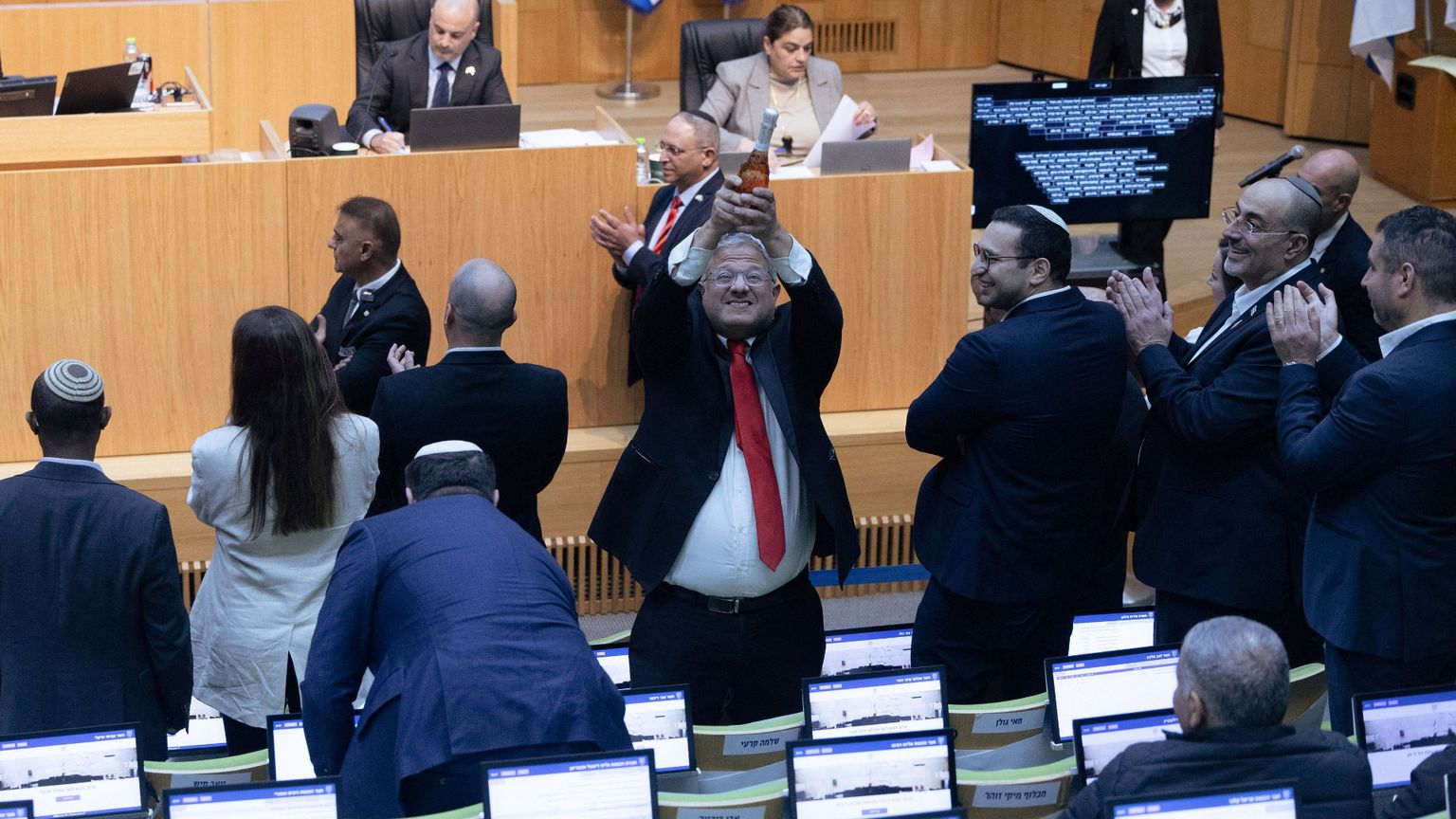 Israele approva una legge per condannare a morte i palestinesi accusati di terrorismo