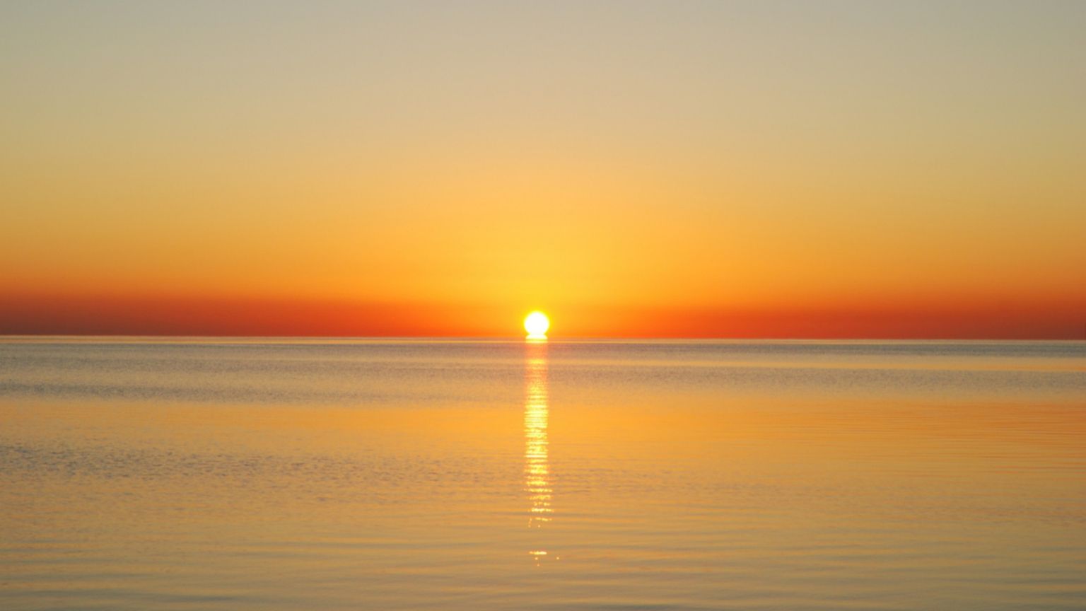 «Ciascuno di noi sia segno della presenza di Cristo risorto»