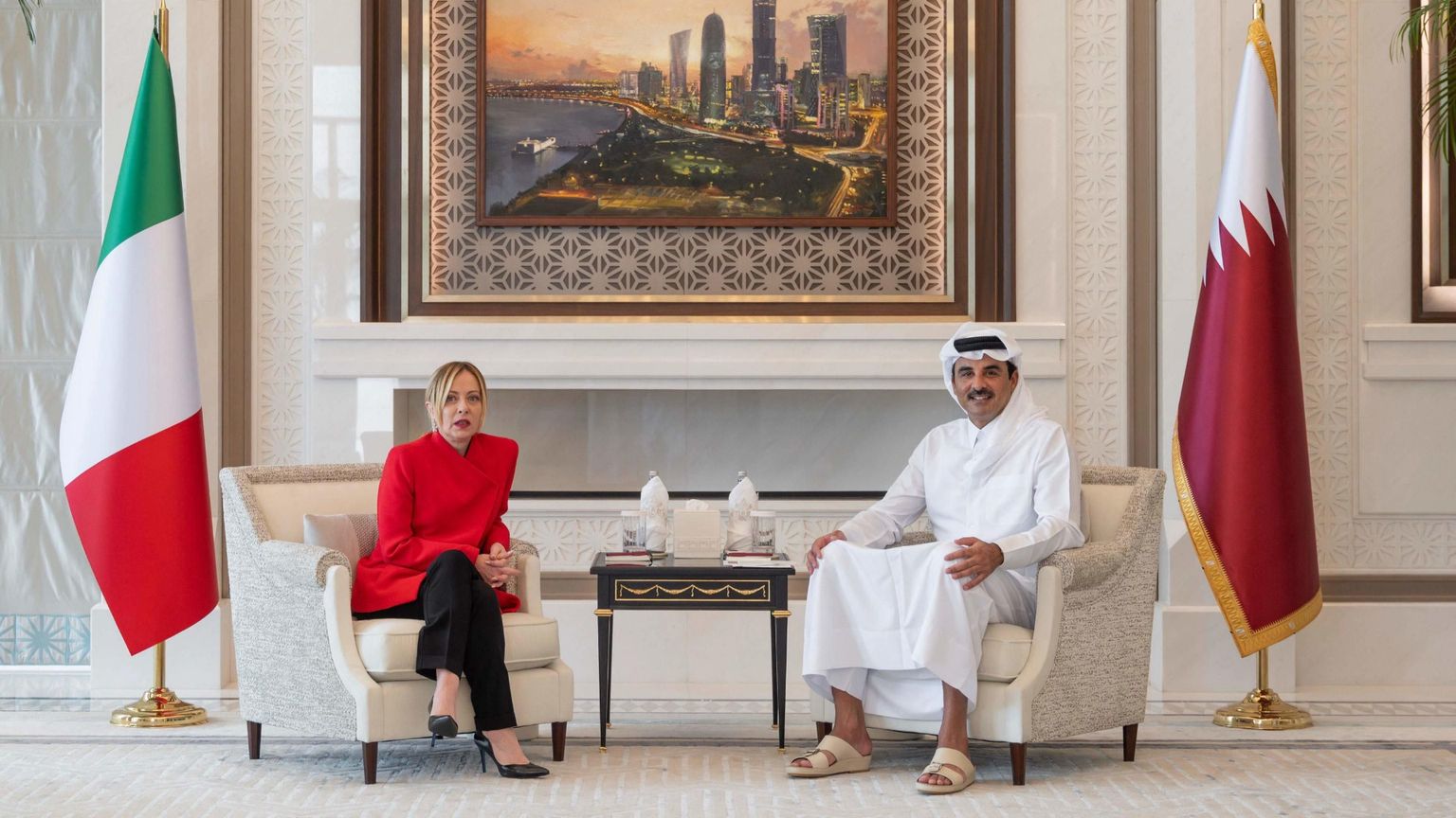 Meloni d’Arabia: «Energia a rischio se la situazione peggiora»