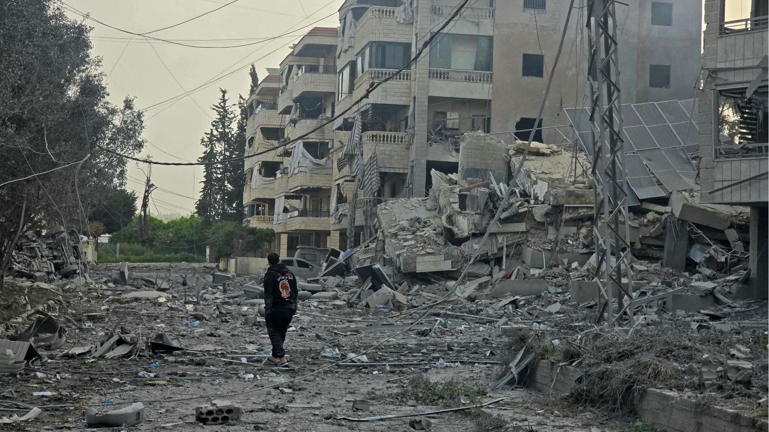 La guerra arriva nella Bekaa. L'Onu: Israele sabota i caschi blu