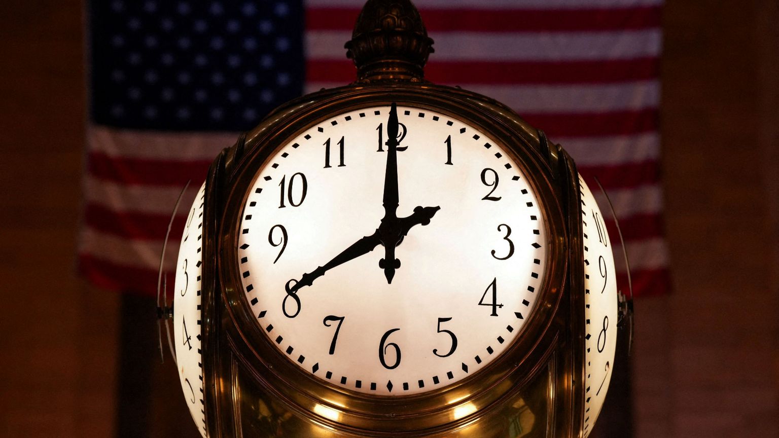 Ultimatum, istruzioni per l'uso in casa e nel mondo